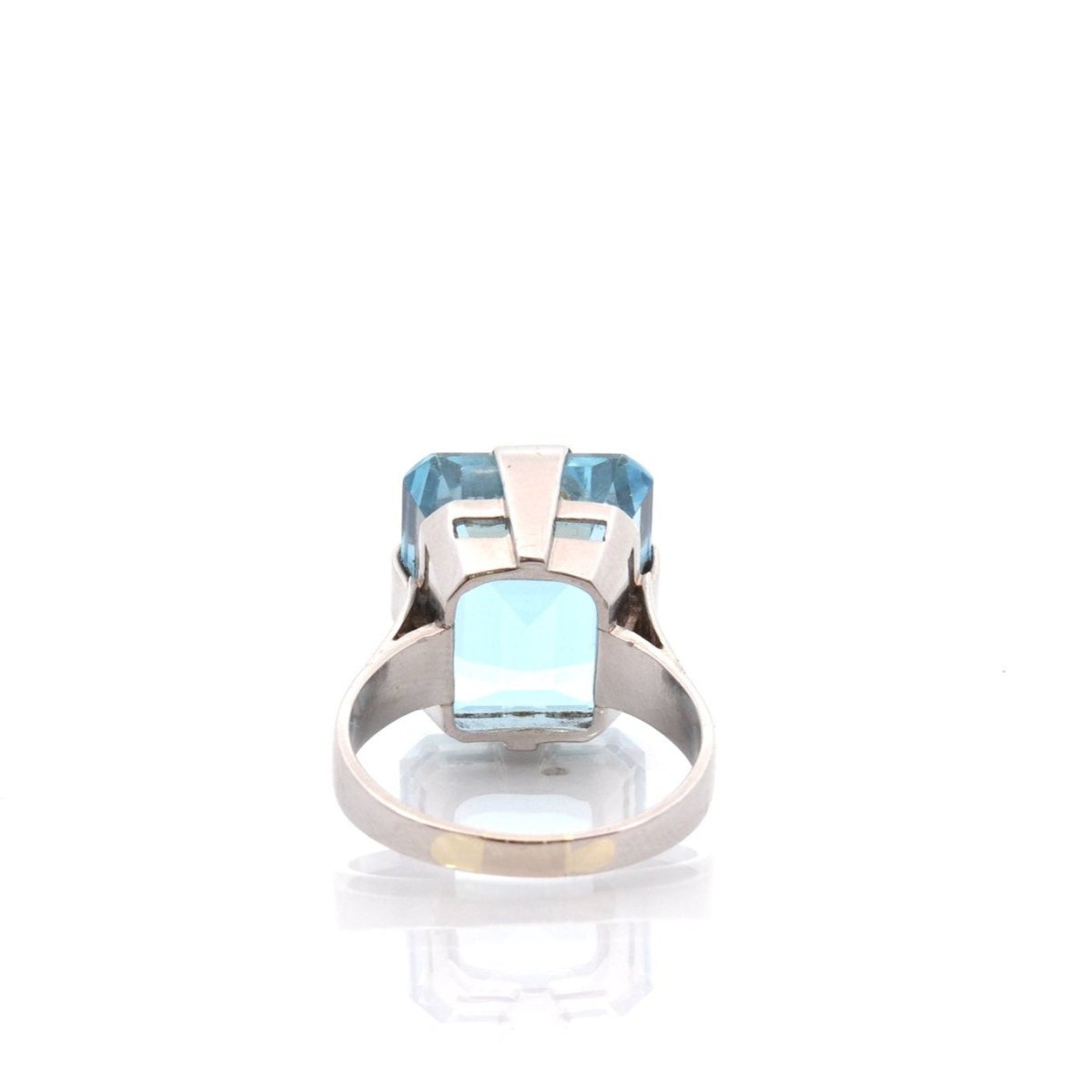 Bague vintage aigue - marine en platine - Castafiore