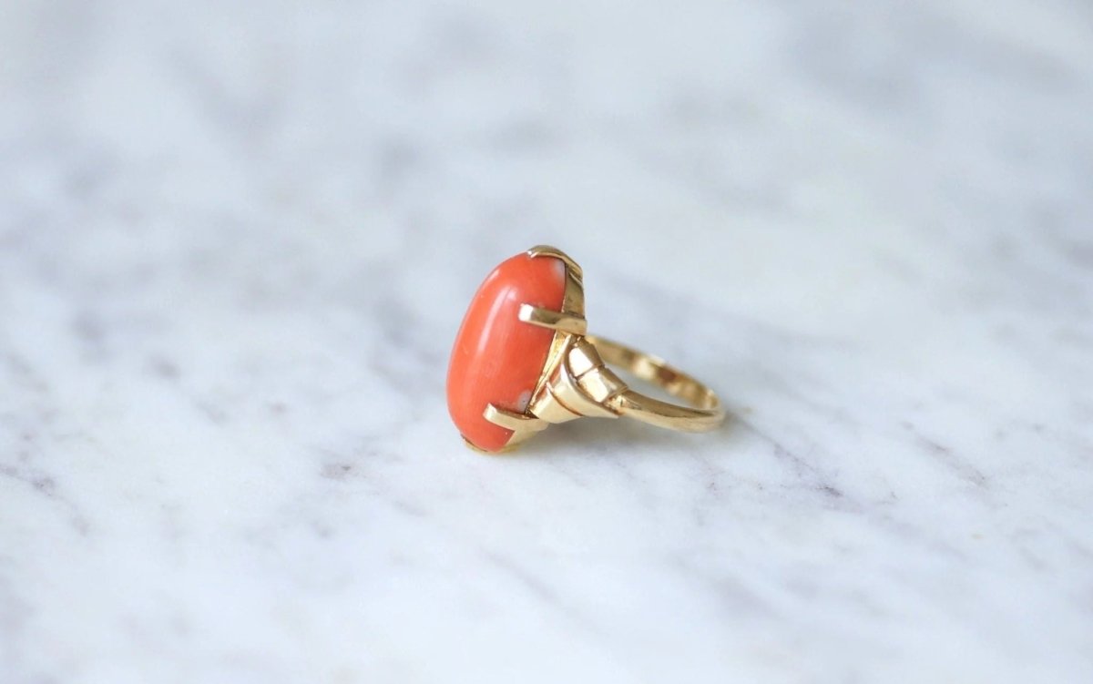 Bague vintage corail sur or - Castafiore