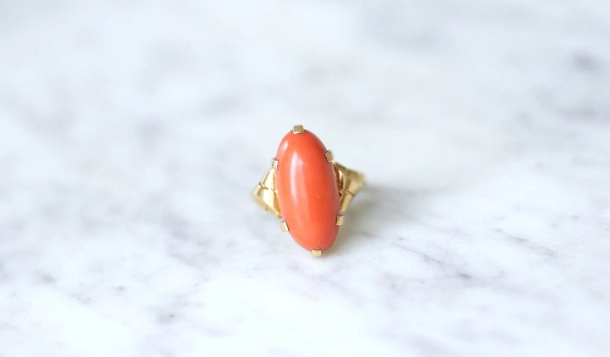 Bague vintage corail sur or - Castafiore