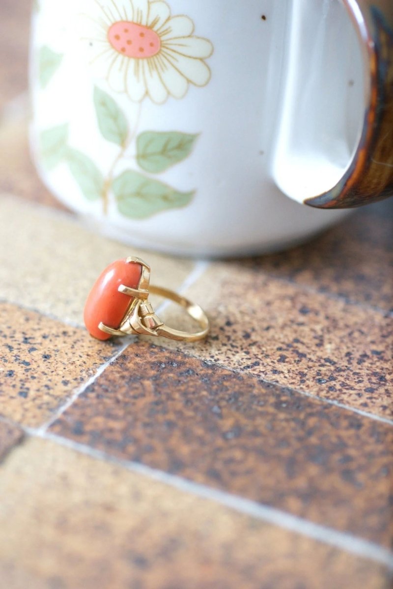 Bague vintage corail sur or - Castafiore