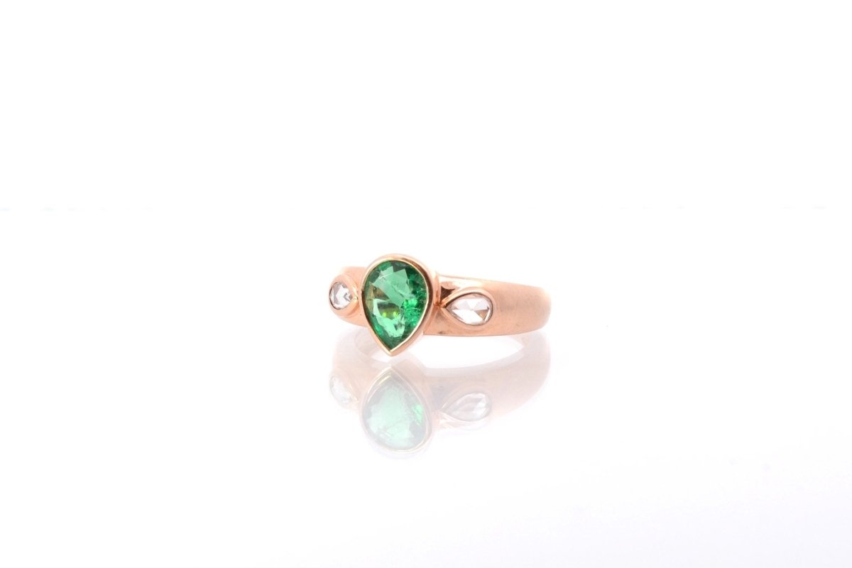 Bague vintage émeraude et diamants en or rose - Castafiore
