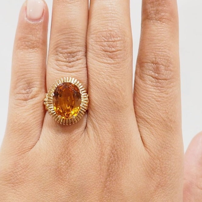 Bague vintage en or jaune et citrine ovale - Castafiore
