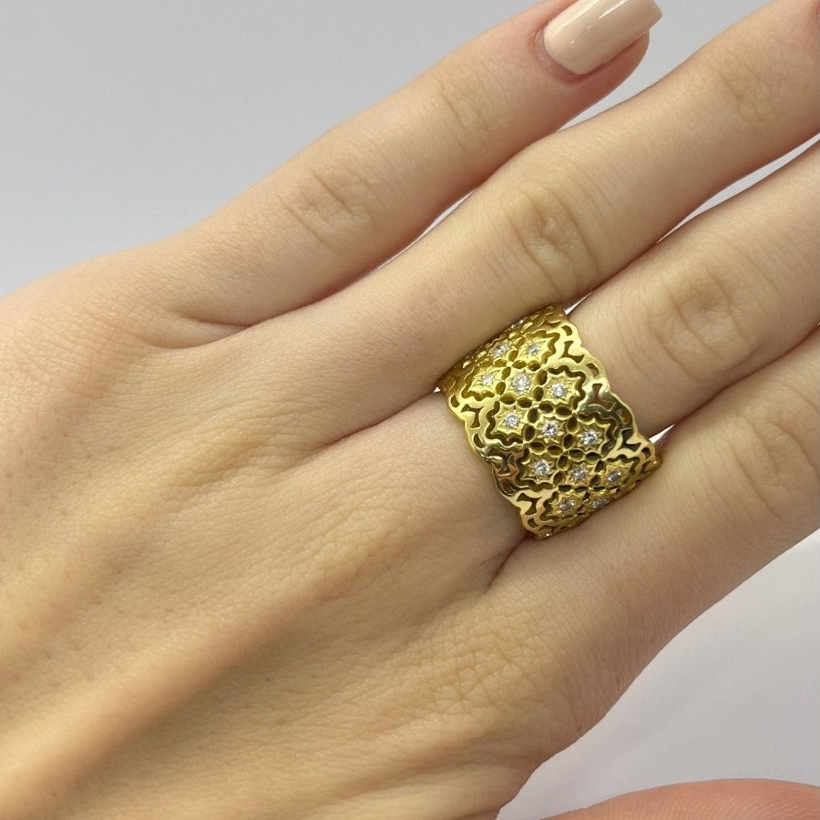 Bague VINTAGE en or jaune et diamants - Castafiore