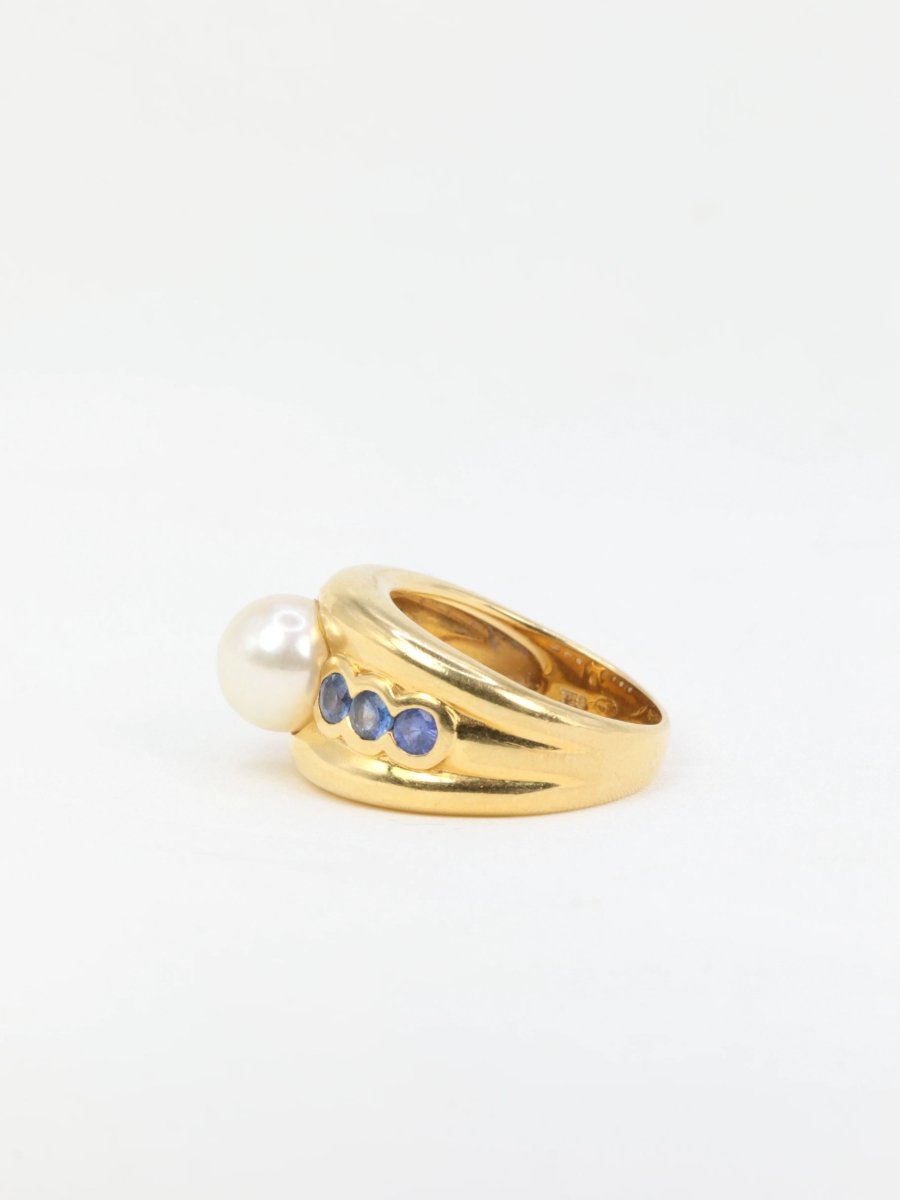 Bague vintage en or jaune, perle et saphirs - Castafiore