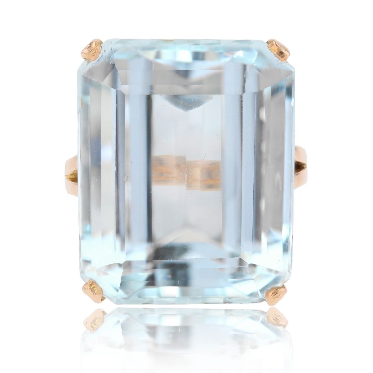 Bague vintage en or rose et aigue - marine - Castafiore