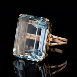 Bague vintage en or rose et aigue - marine - Castafiore