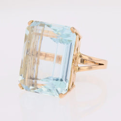 Bague vintage en or rose et aigue - marine - Castafiore