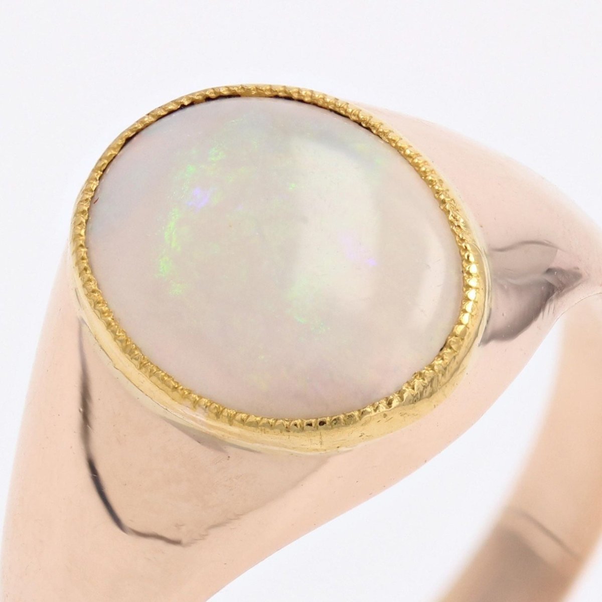 Bague Vintage en or rose et opale - Castafiore