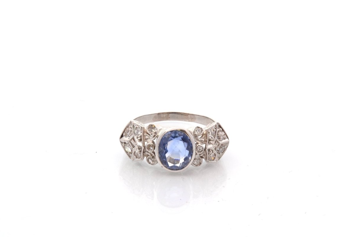 Bague vintage en platine et saphir - Castafiore