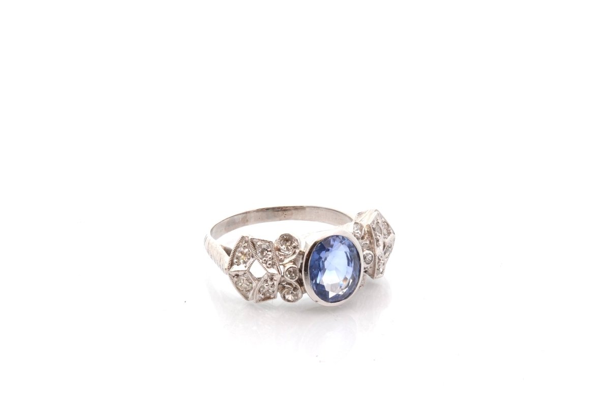 Bague vintage en platine et saphir - Castafiore
