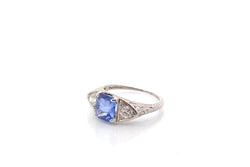 Bague vintage en platine et saphir - Castafiore