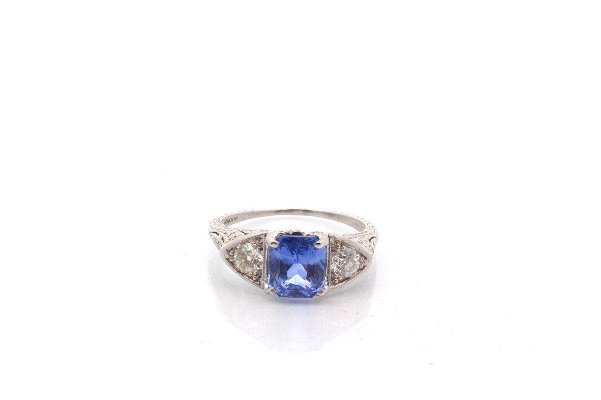 Bague vintage en platine et saphir - Castafiore