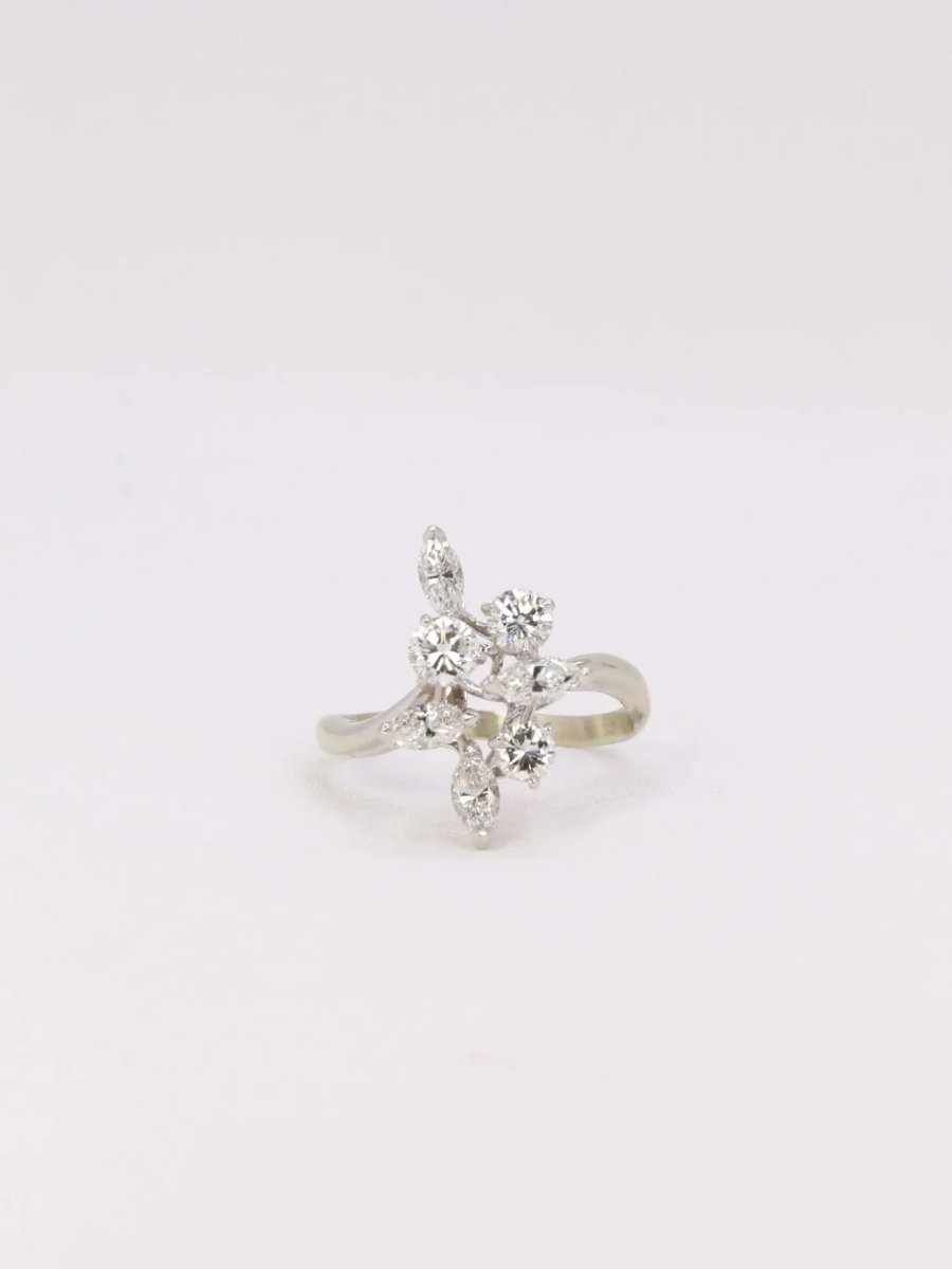 Bague vintage fleur diamants - Castafiore