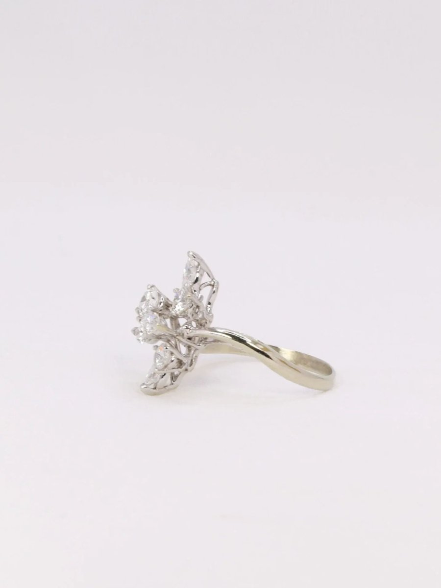 Bague vintage fleur diamants - Castafiore