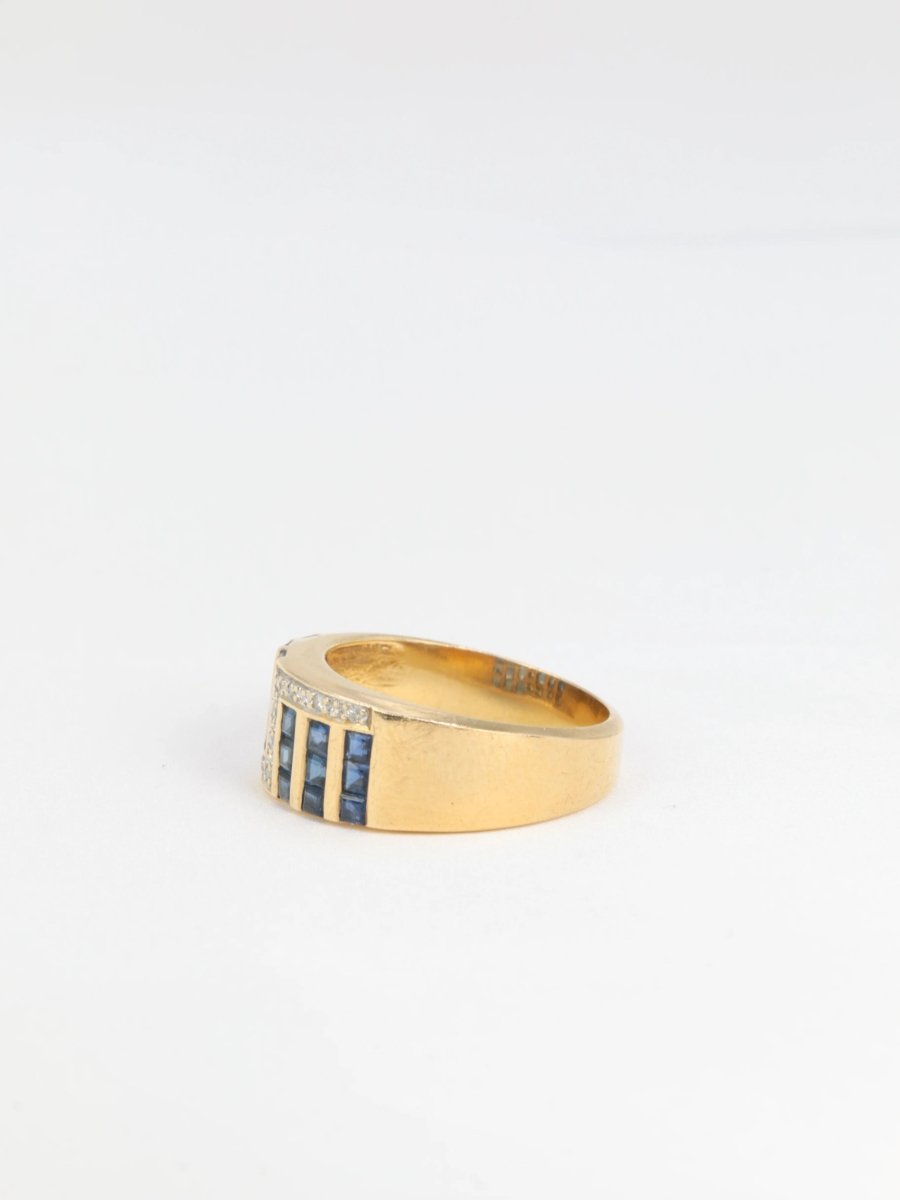 Bague vintage géométrique en or, saphirs et diamants - Castafiore