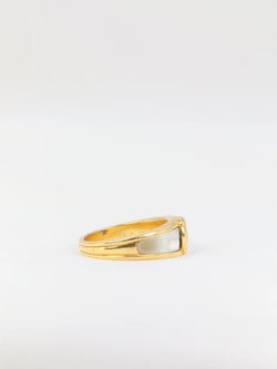 Bague vintage Mauboussin en or, nacre et saphir - Castafiore