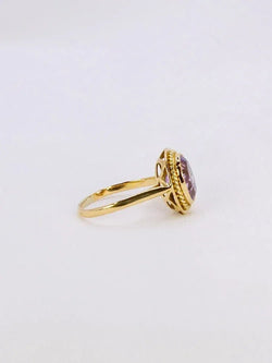 Bague vintage or jaune améthyste ovale 2,6 carats - Castafiore