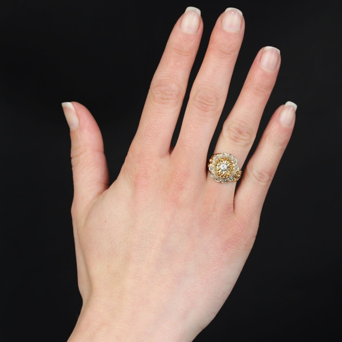 Bague vintage or rose et diamants - Castafiore