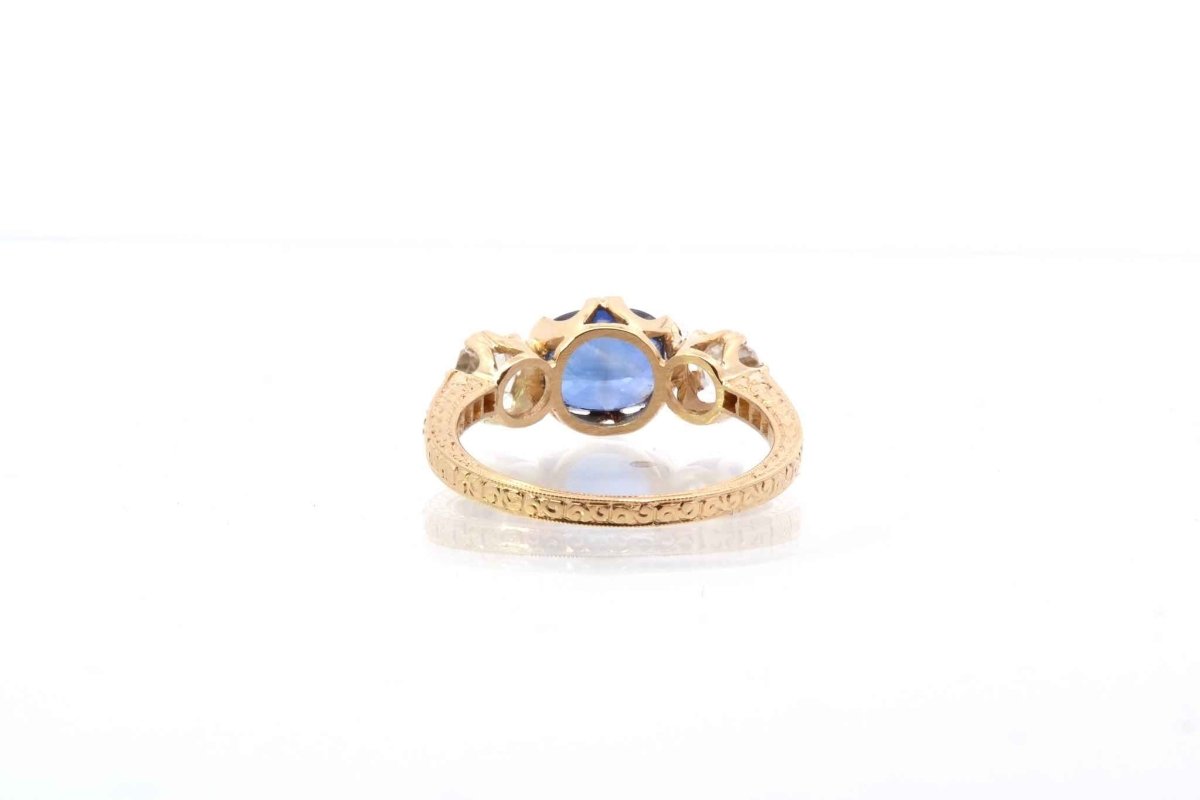 Bague vintage saphir et diamants en or 18k - Castafiore