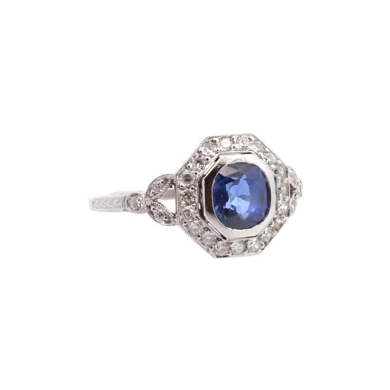 Bague vintage saphir et diamants en platine - Castafiore