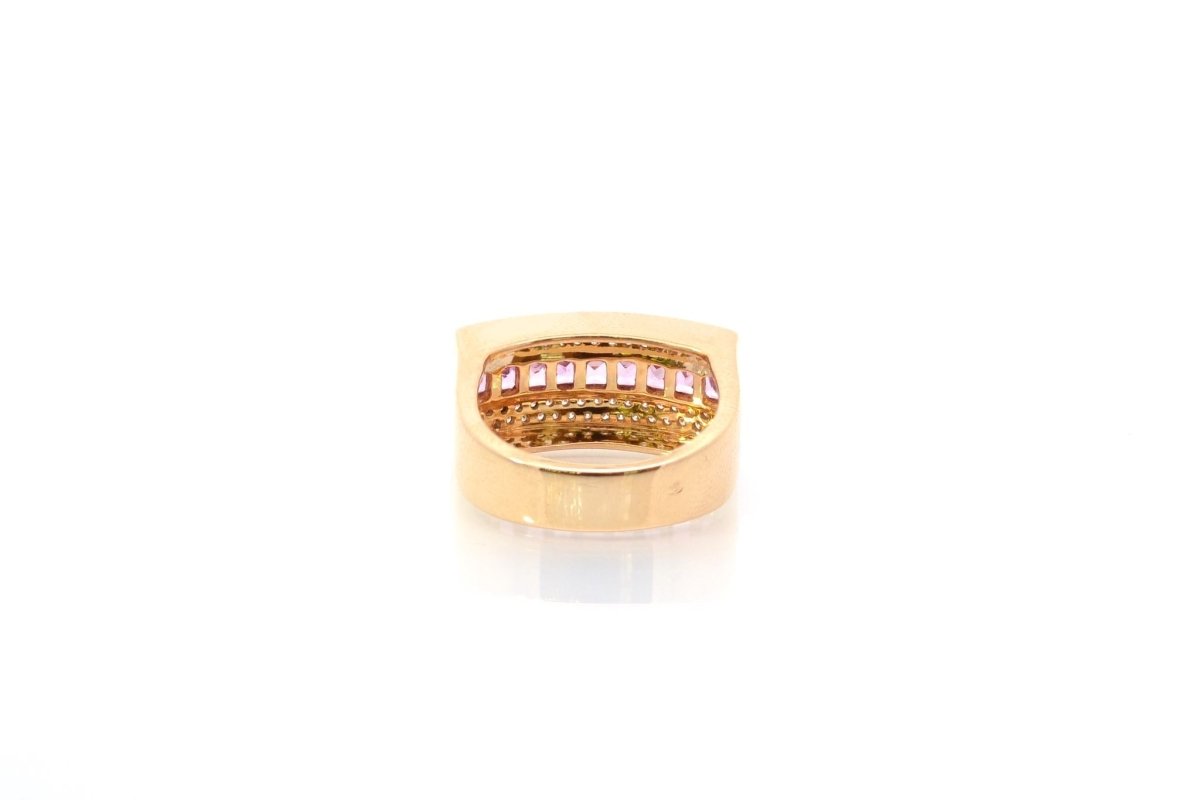 Bague vintage saphirs roses et diamants en or - Castafiore