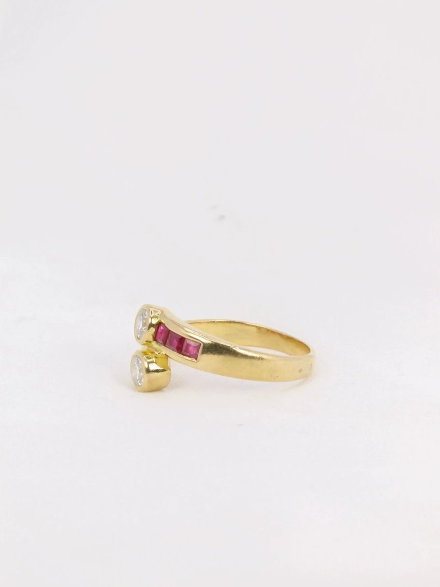 Bague vintage toi et moi or diamants rubis calibrés - Castafiore