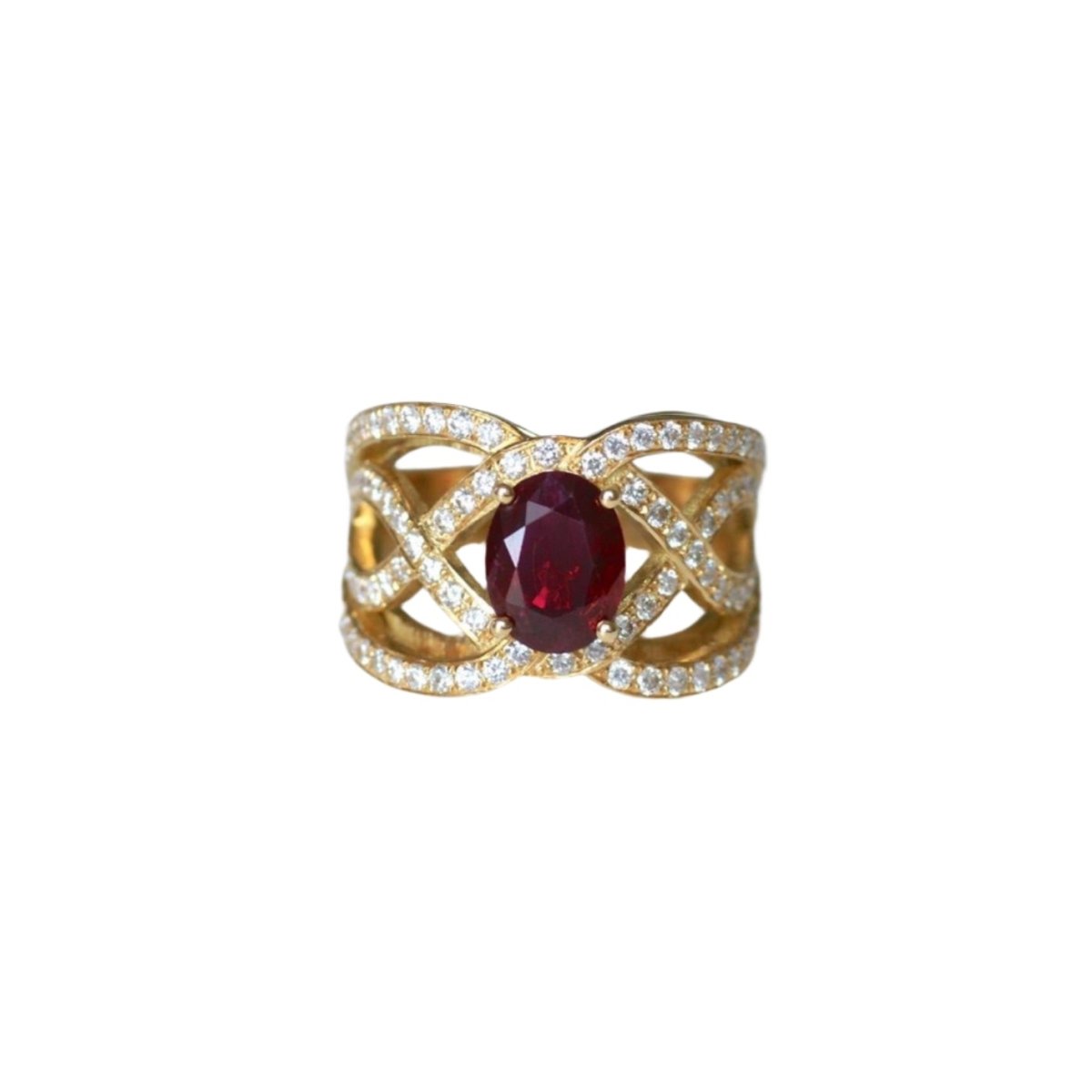 Bague Volutes Rubis et Diamants sur Or Jaune - Castafiore