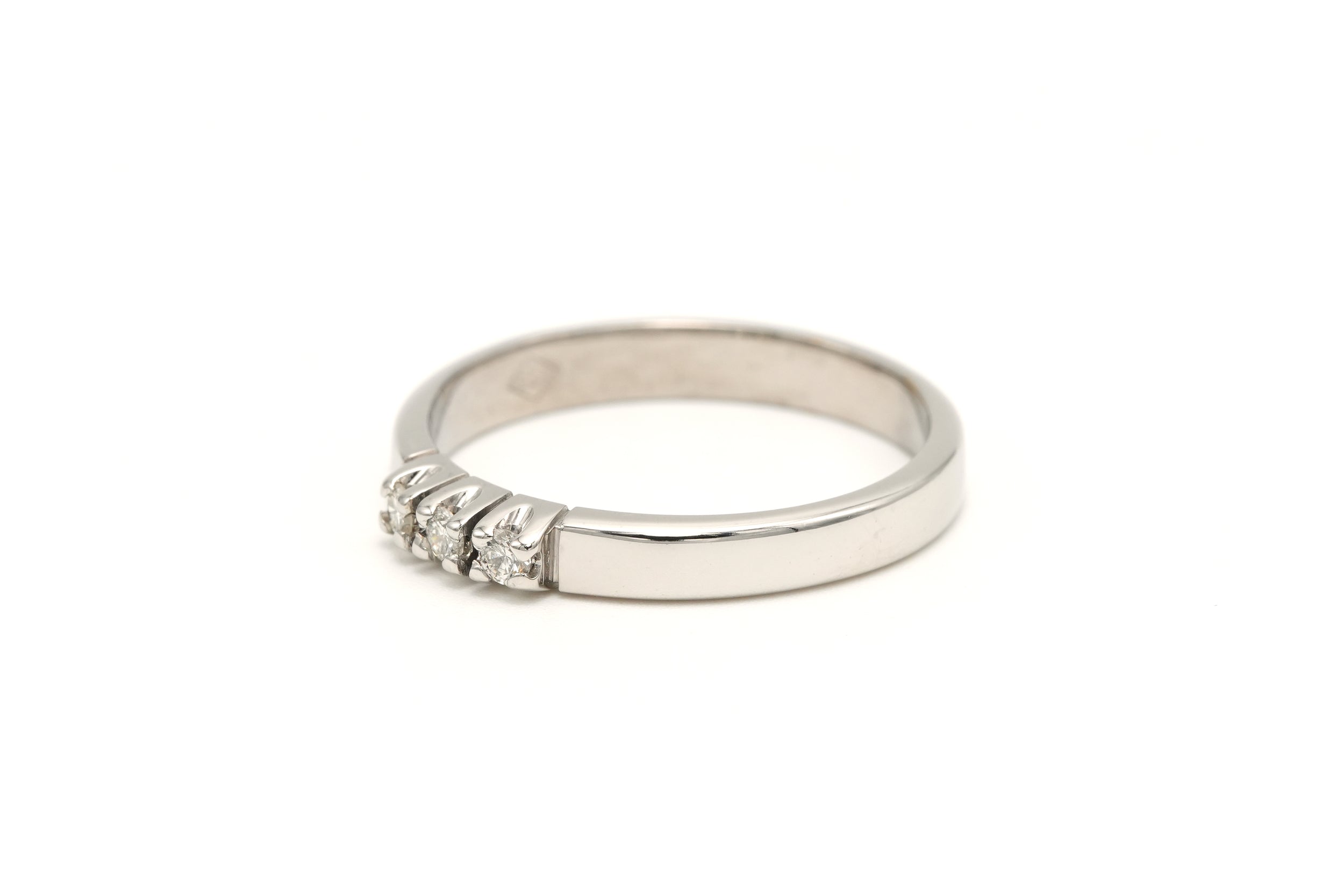 Bague Trilogie en or blanc et diamants