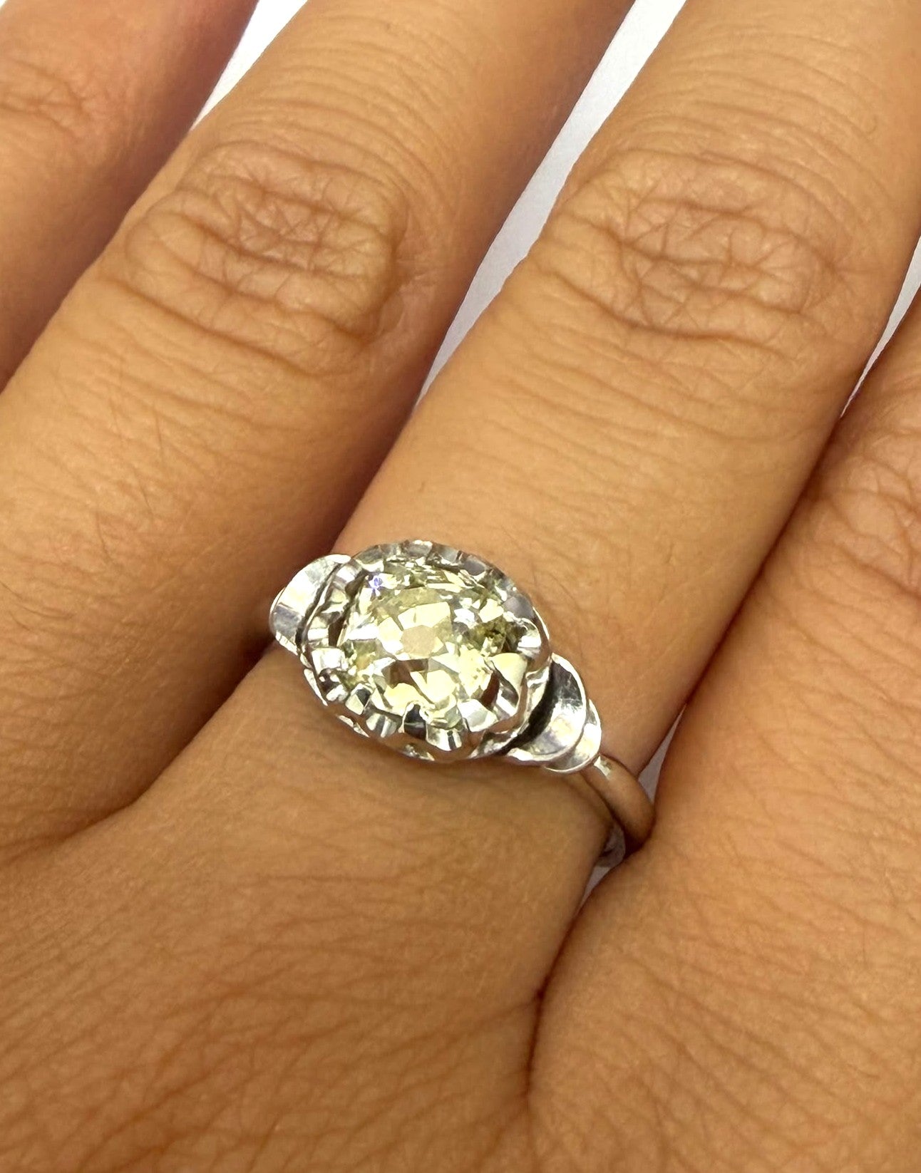 Bague Solitaire en or blanc et diamant