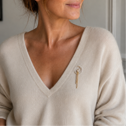 Broche PIERRE CARDIN en or blanc, or jaune et diamant