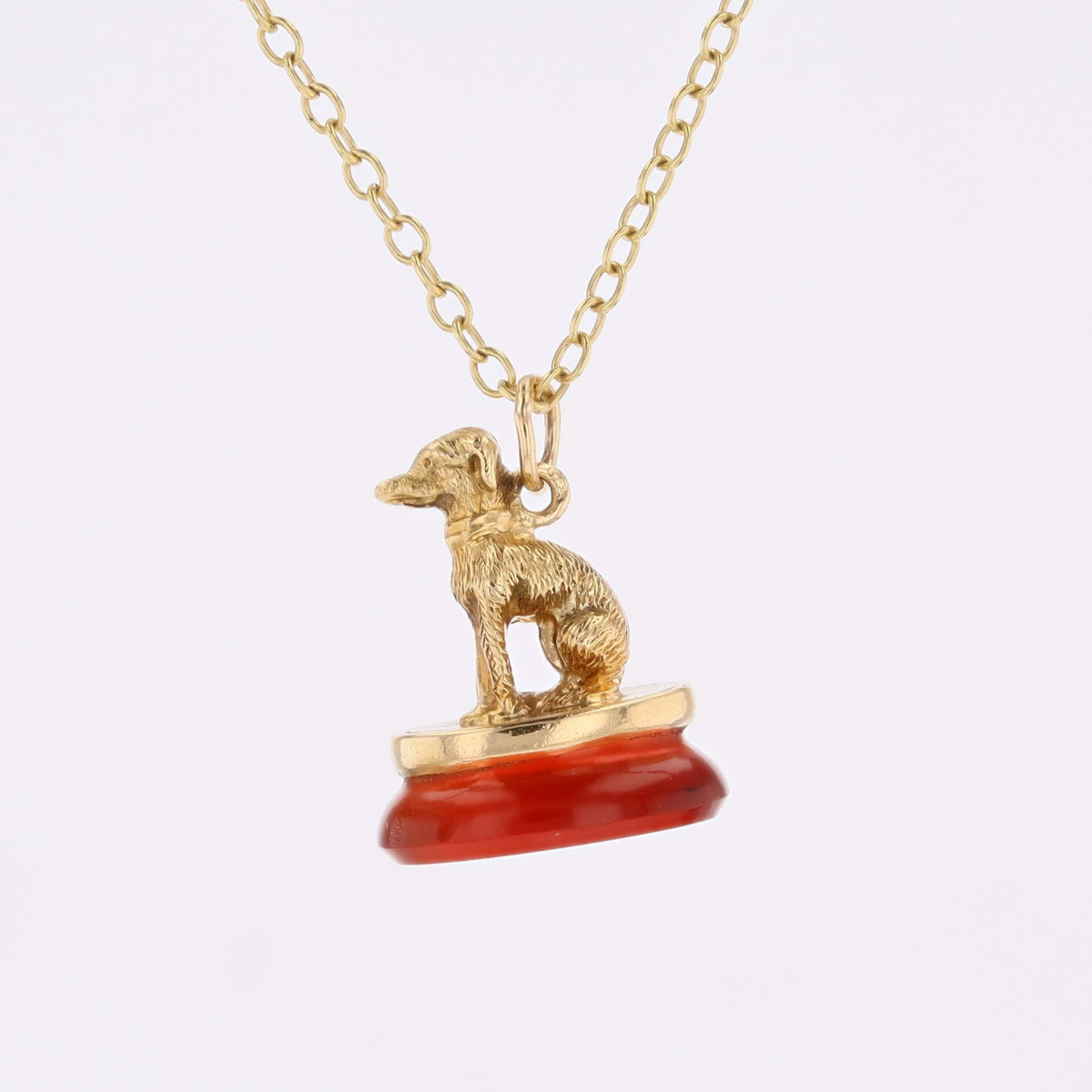 Pendentif en or jaune et cornaline