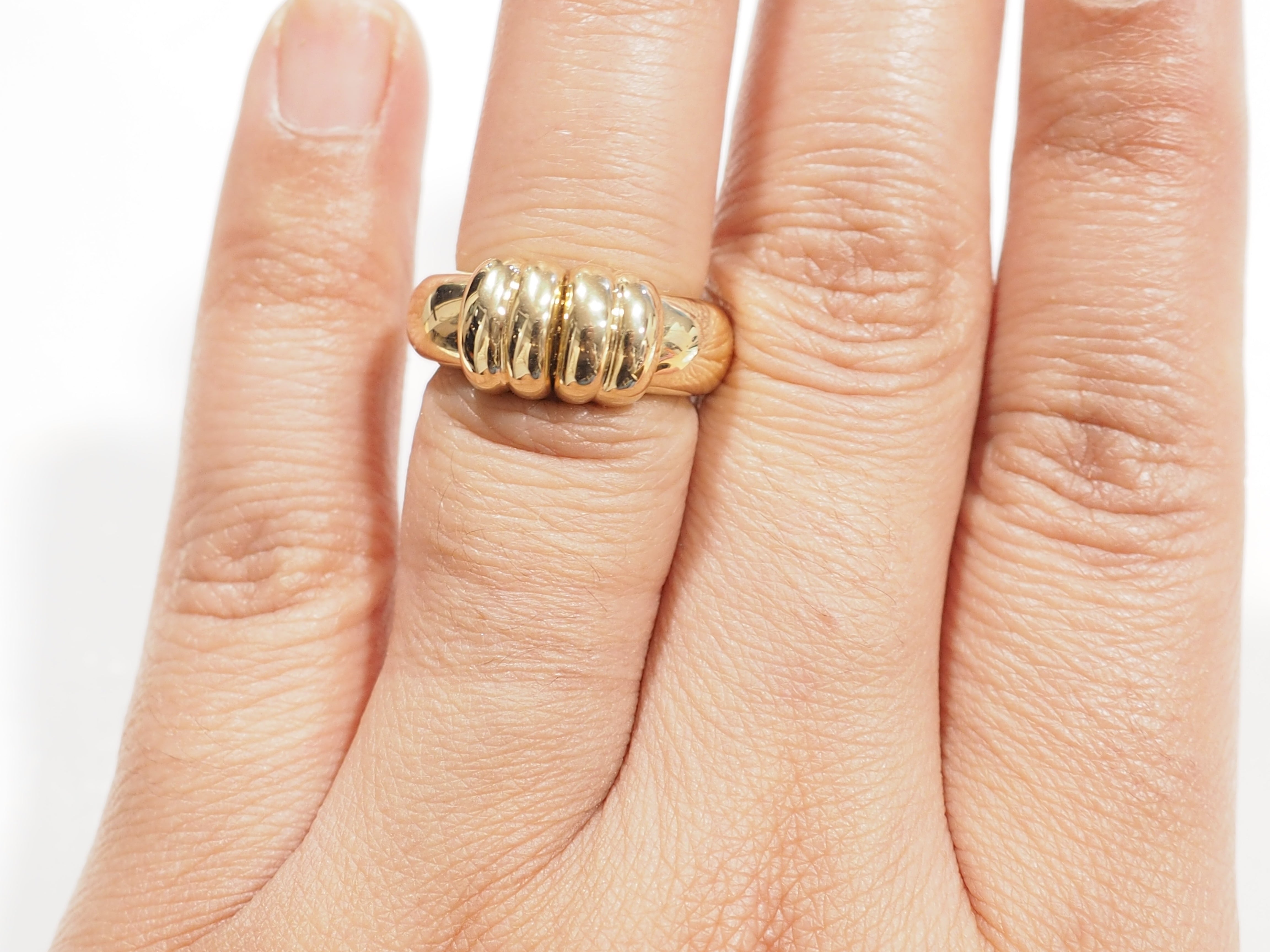 Bague en or jaune et diamant