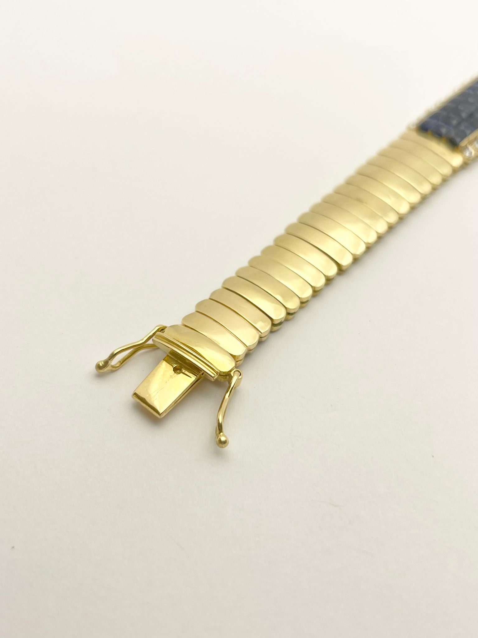 Bracelet Maille en or jaune, saphirs et diamants