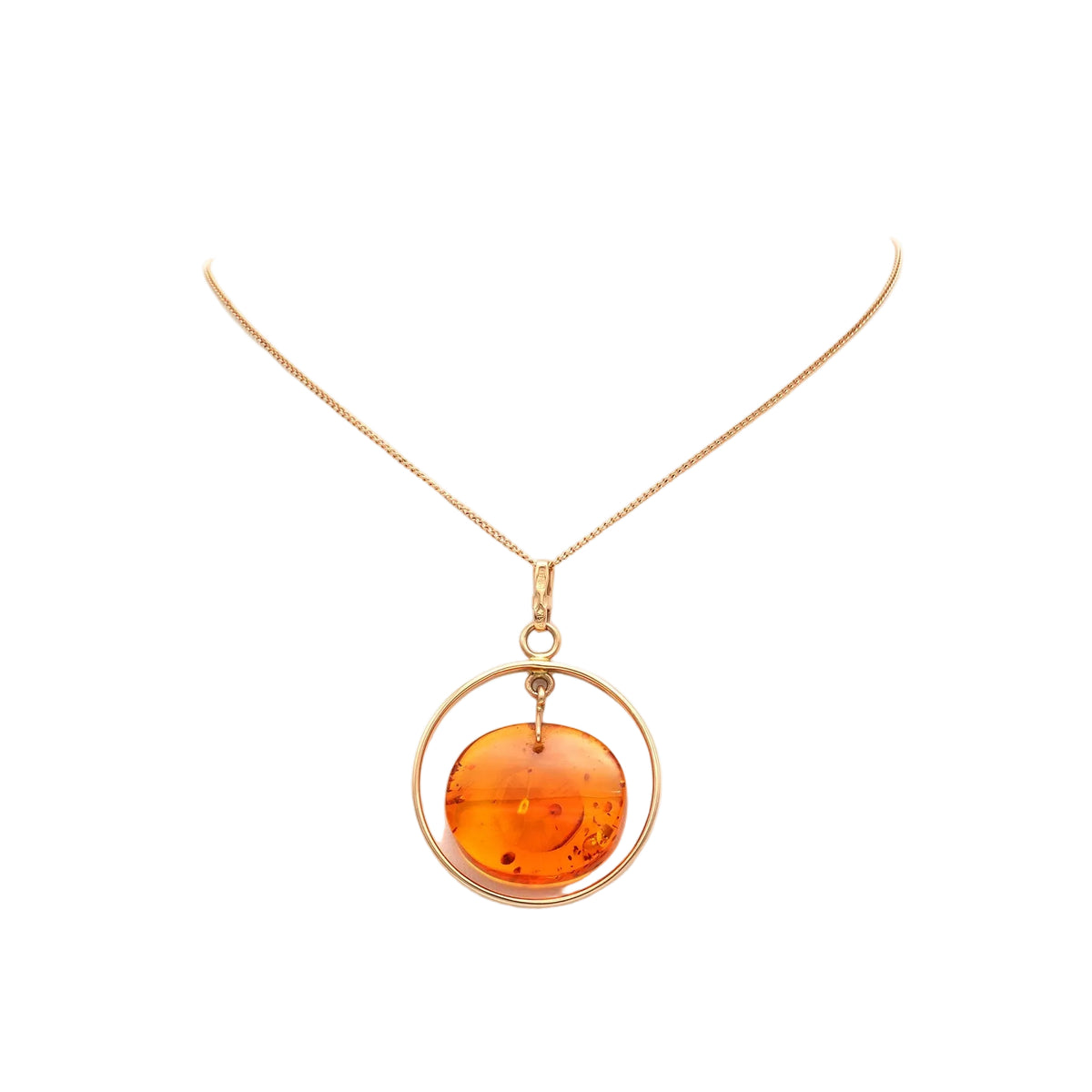 Collier Pendentif en or jaune et ambre