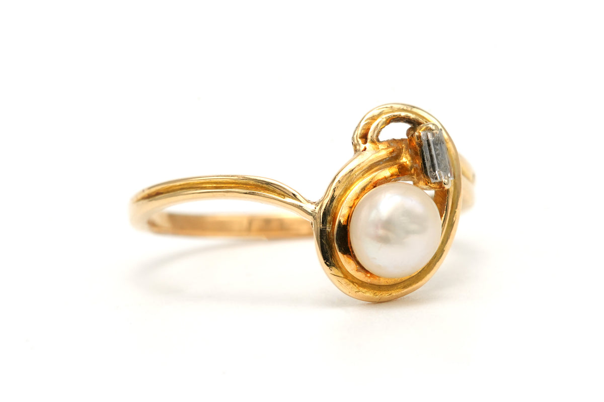 Bague Toi & Moi en or jaune, perle et diamant