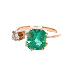 Bague Solitaire en or jaune, émeraude et diamants