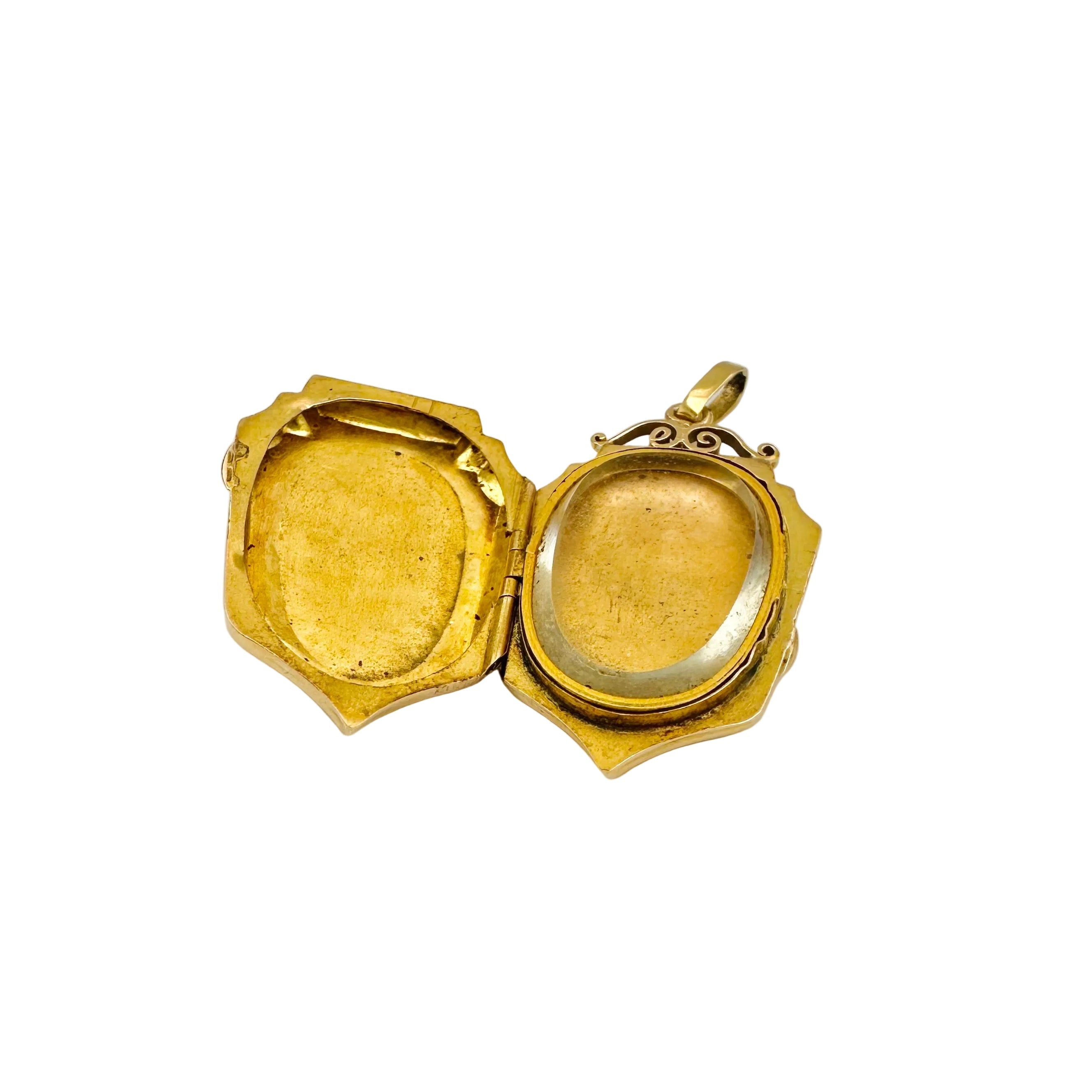 Pendentif Médaillon Ancien en or jaune