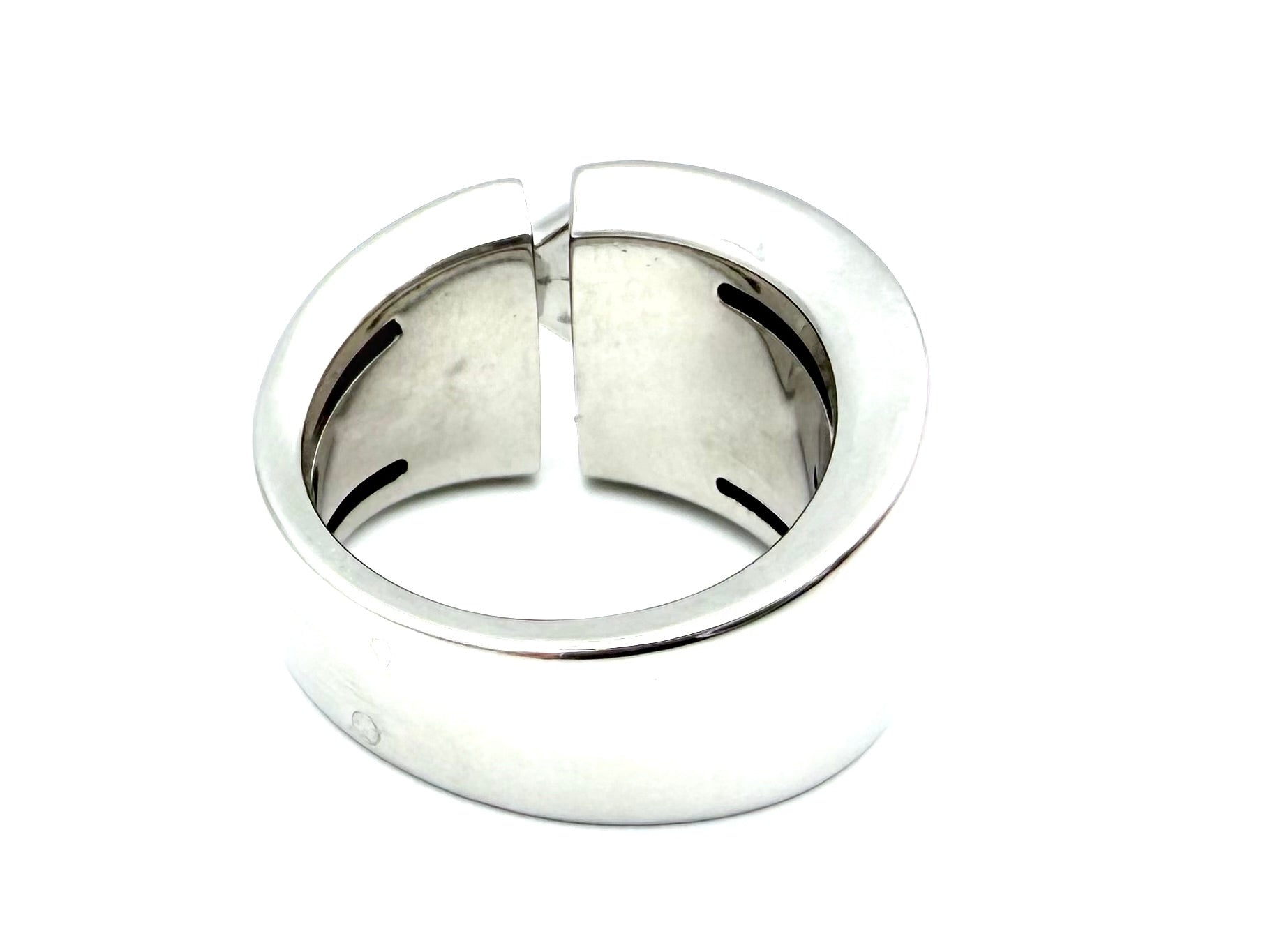 Bague CHAUMET. Collection "Liens" en or blanc et diamants
