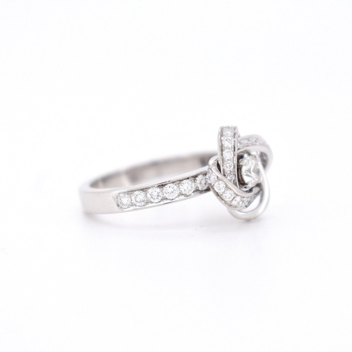 Boucheron - Collection Pivoine - Bague Or Blanc 18 carats et Diamants - Castafiore