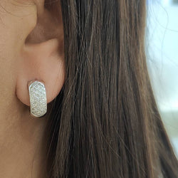 Boucles d'oreille créoles en or blanc et diamants - Castafiore