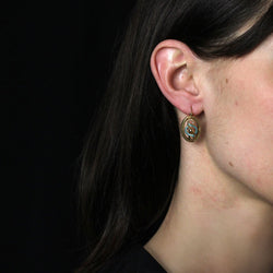 Boucles d'oreilles ANCIENNE Dormeuses en or jaune et émail - Castafiore