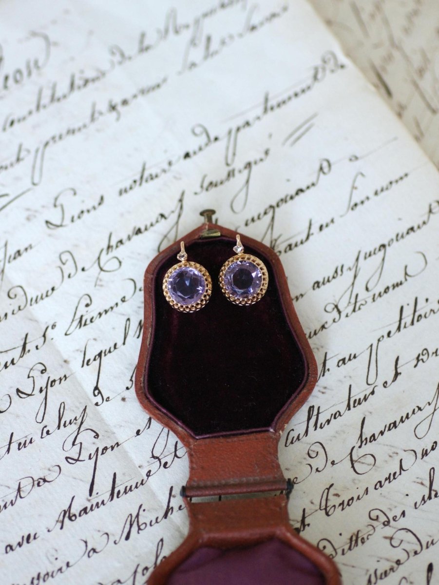 Boucles d'Oreilles Anciennes Améthystes et Diamants sur Or Jaune - Castafiore