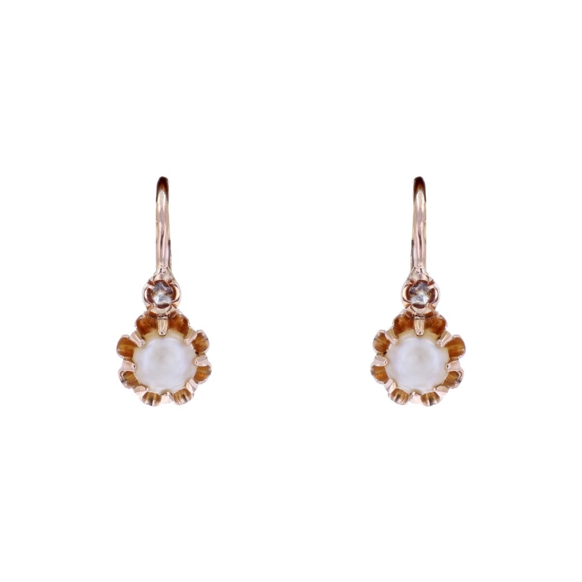 Boucles d'oreilles ANCIENNES Dormeuses en or rose perles fines et diamants - Castafiore