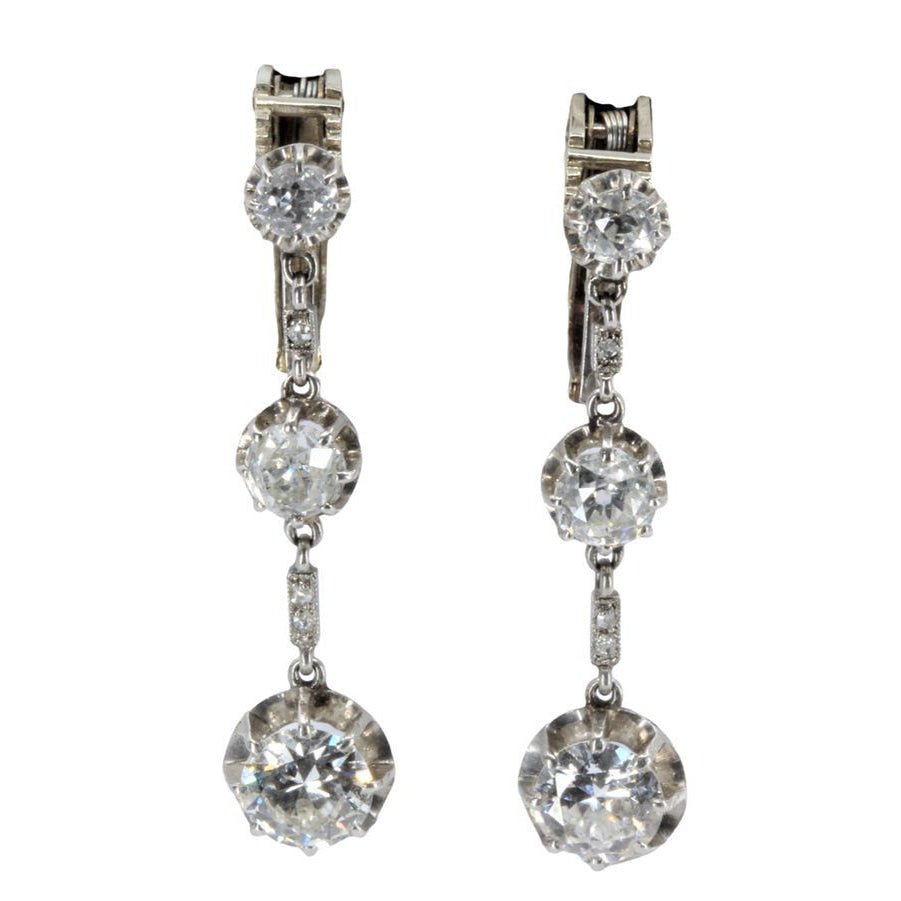 Boucles d'oreilles Art Déco en or blanc et diamants - Castafiore