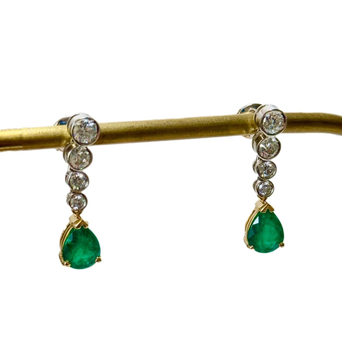 Boucles d'oreilles aux émeraudes gouttes - Castafiore