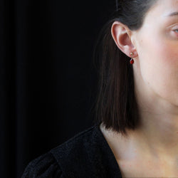 Boucles d'oreilles BAUME Pendantes en or jaune et opales de feu - Castafiore