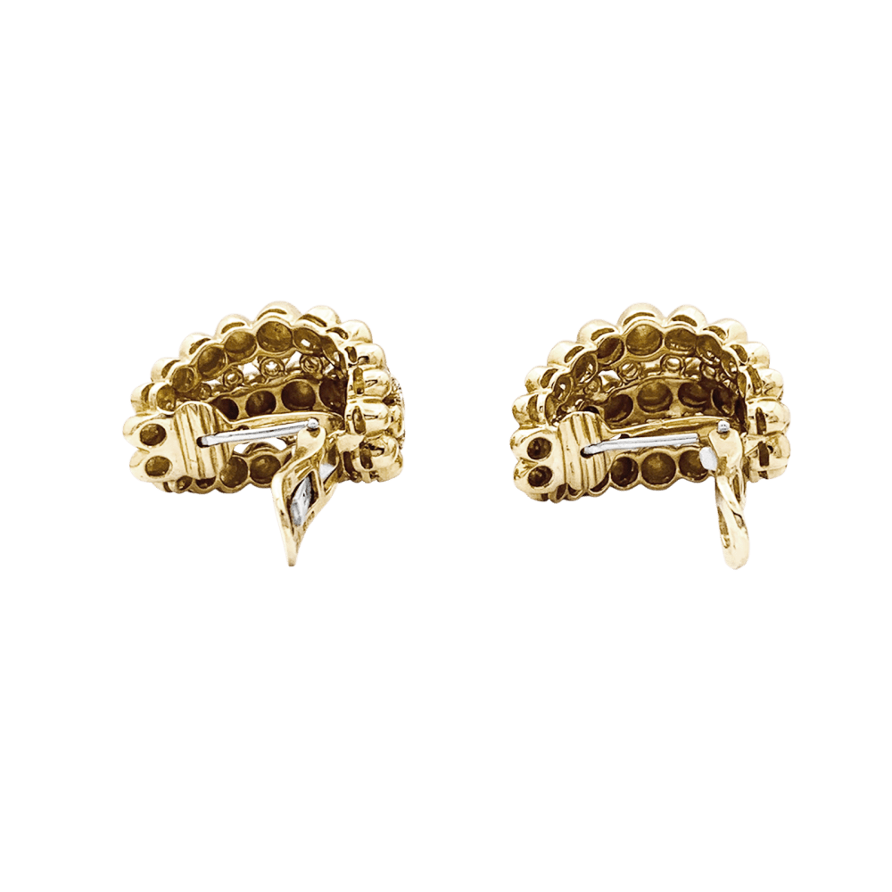 Boucles d'oreilles BOUCHERON "Grain de raisin" en or jaune et diamants - Castafiore