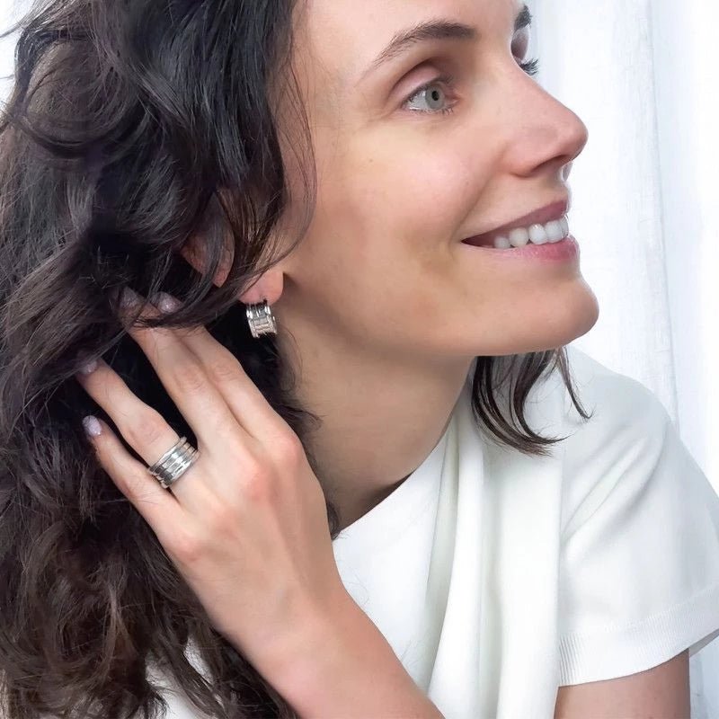 Boucles d'oreilles BULGARI "B.Zero1" en or blanc - Castafiore