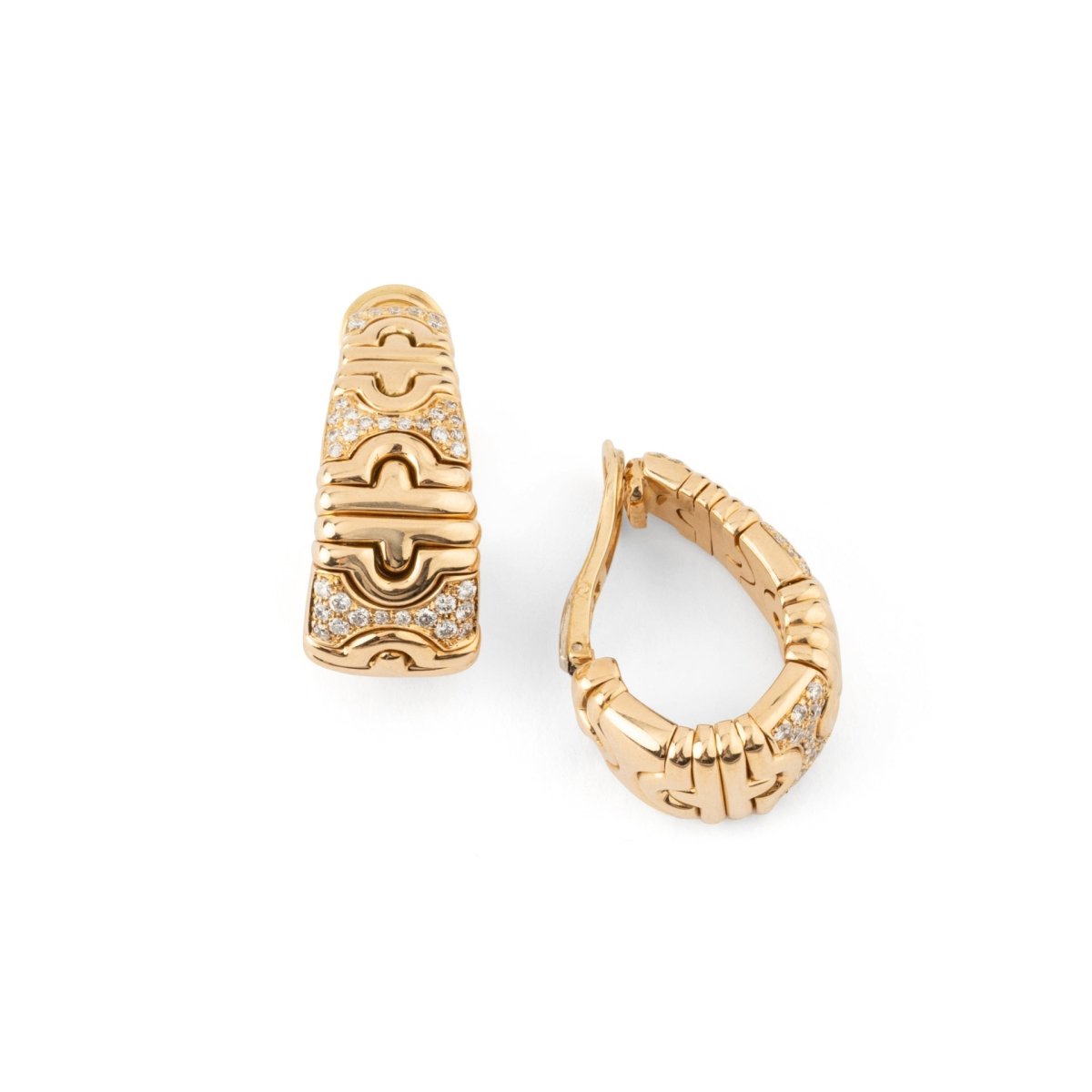 Boucles d'oreilles BULGARI "Parentesi" en or jaune et diamants - Castafiore