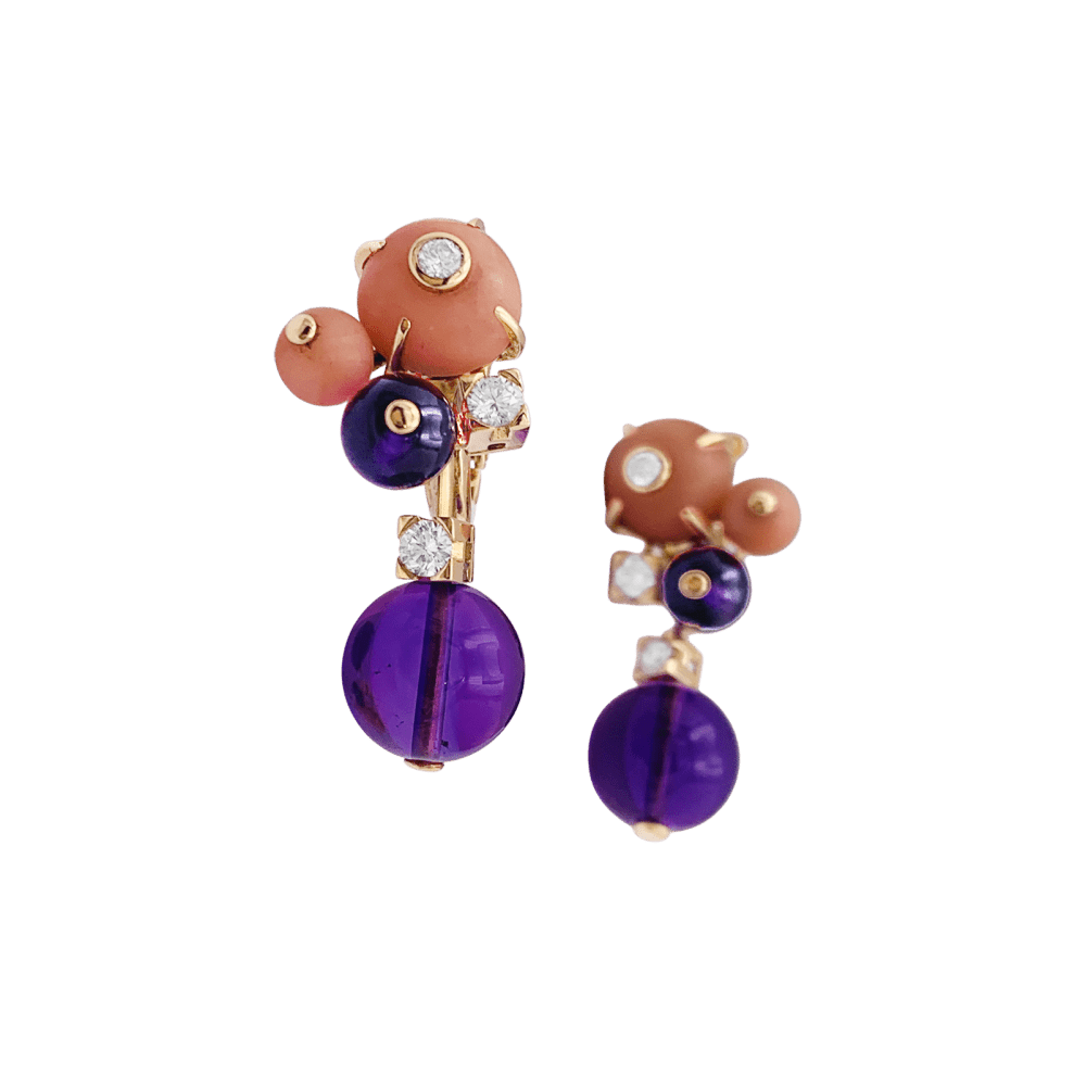 Boucles d'oreilles CARTIER Délices de Goa en or rose améthystes, diamants et corail - Castafiore